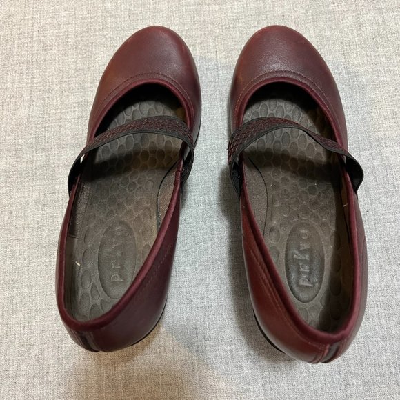 Privo by Clarks Burgundy leather Mary Jane pumps shoessize 6M - Picture 2 of 8